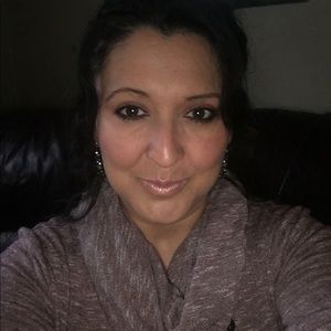 Meet your Posher, Monica